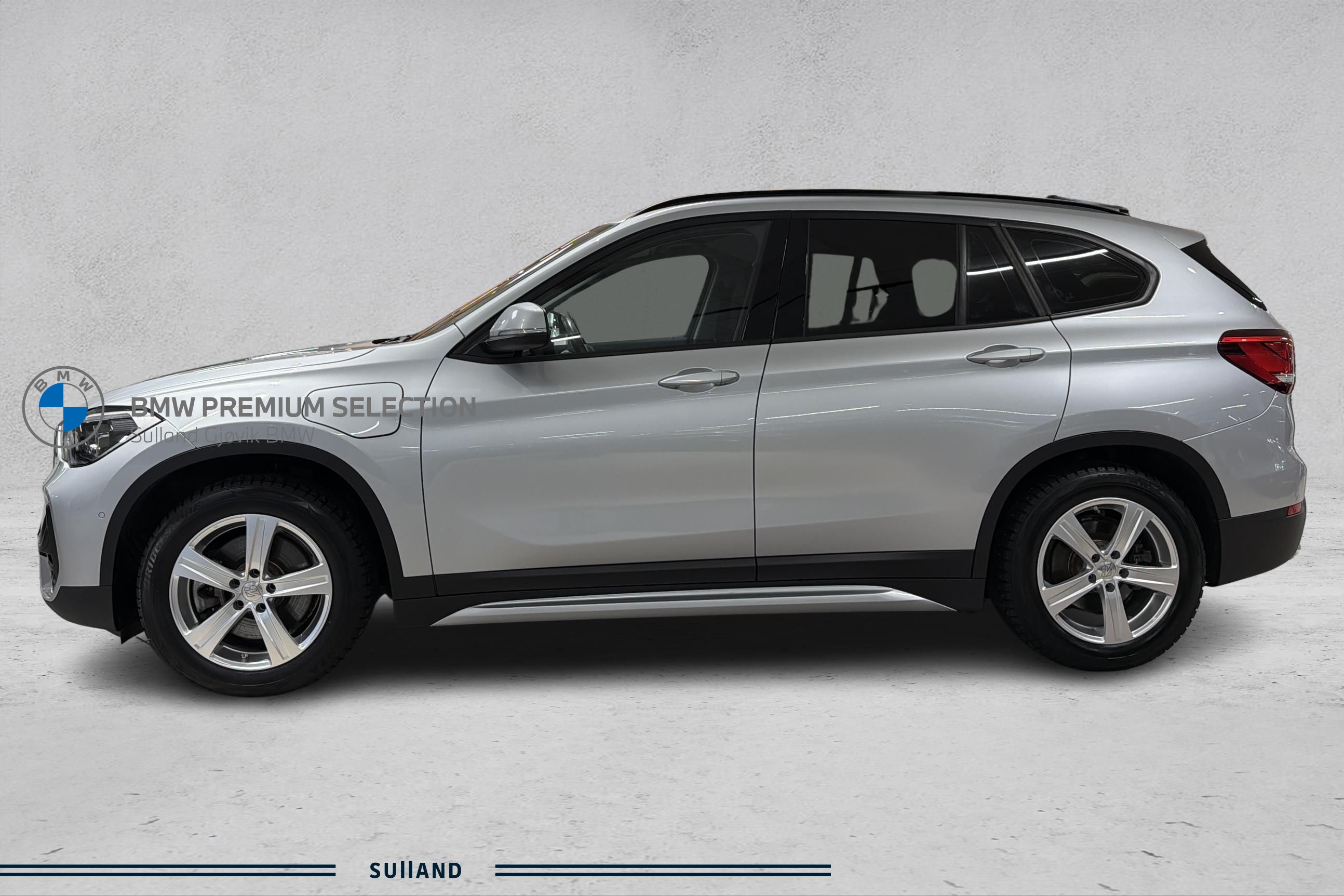 Thumnail bilde 1 av BMW X1 xDrive25e