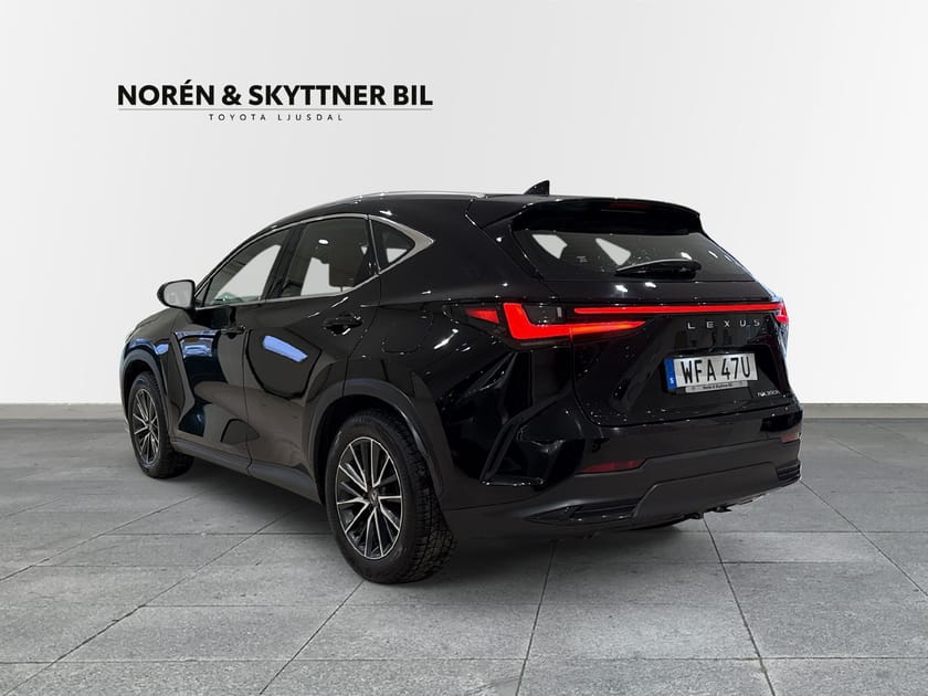 Bild 2 av Lexus NX 350h AWD NX350H Business /V-däck