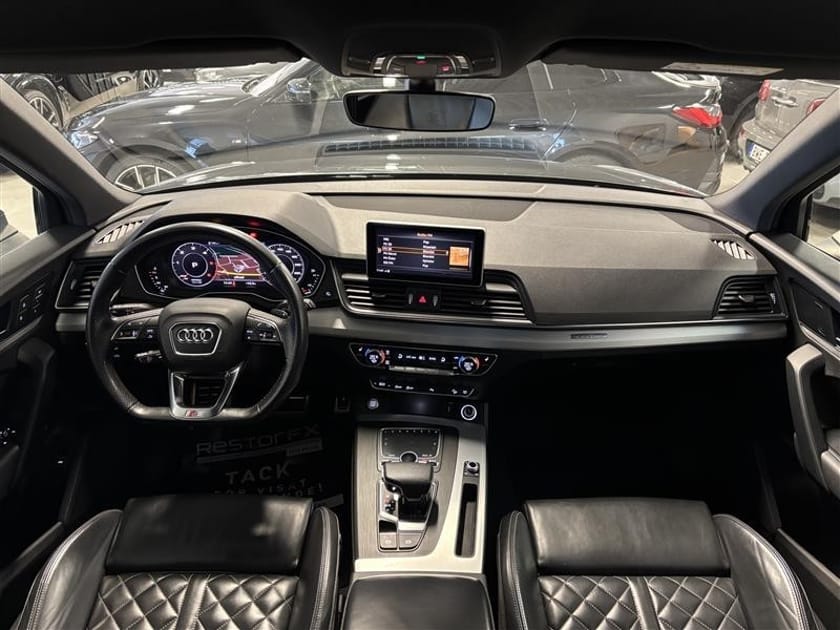 Bild 5 av Audi Q5 45 TDI quattro S Line Kamera Drag Cockpit Diamond