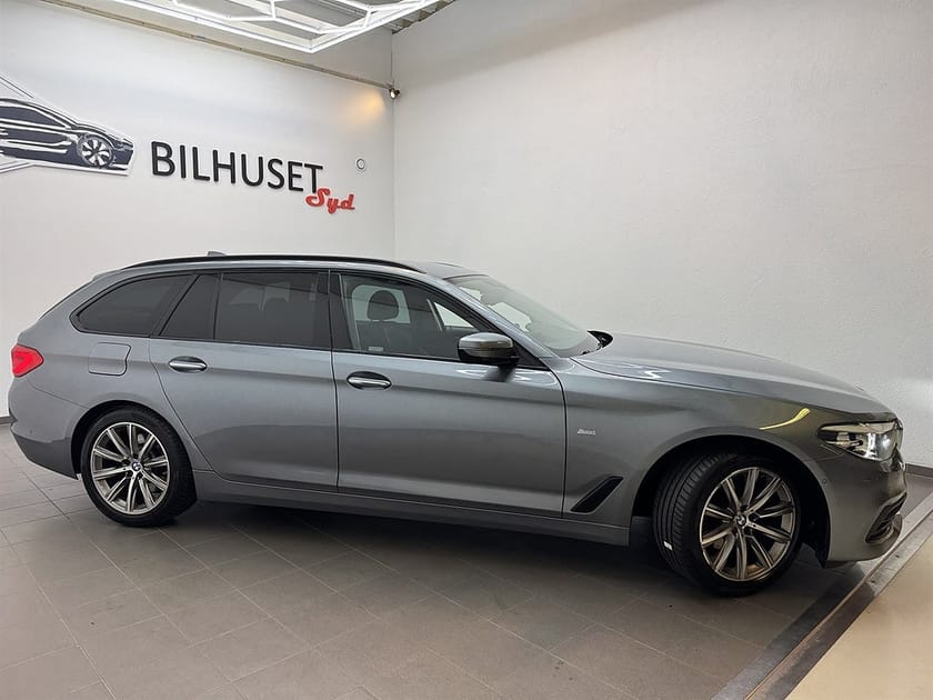 Bild 2 av BMW 520d Touring 520 190hk Sportline Navi/Krok/Ambient light