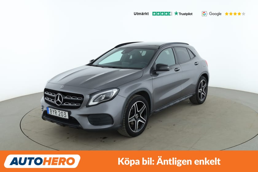 Bild 1 av Mercedes-Benz GLA 180 AMG Line / Panorama, CarPlay, Dragkrok