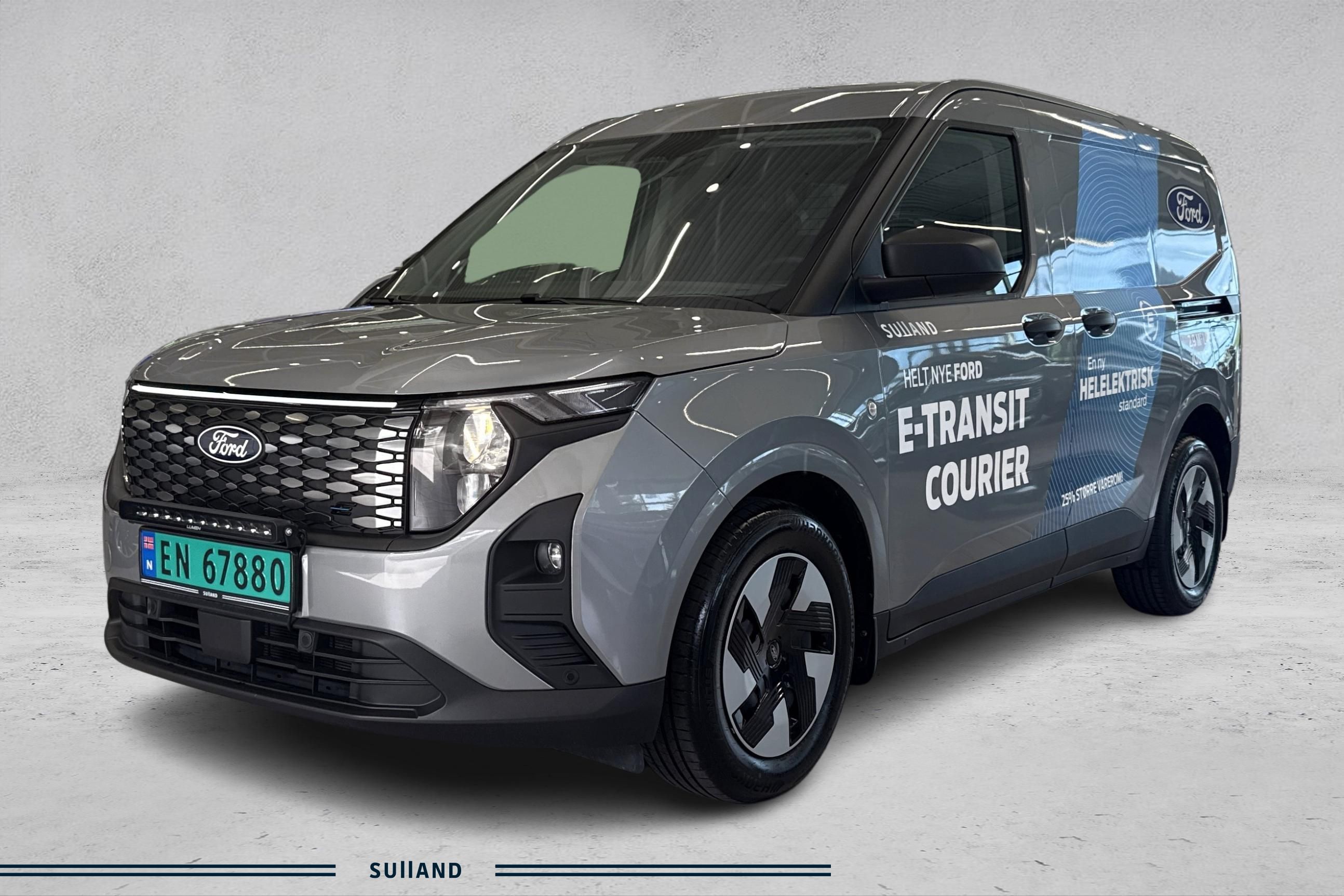 Ford E-Transit Courier