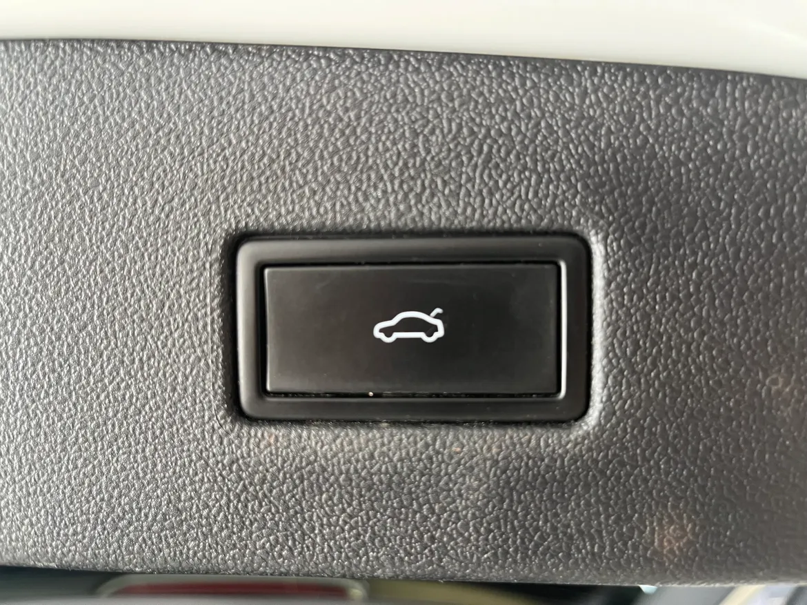 picture of a car