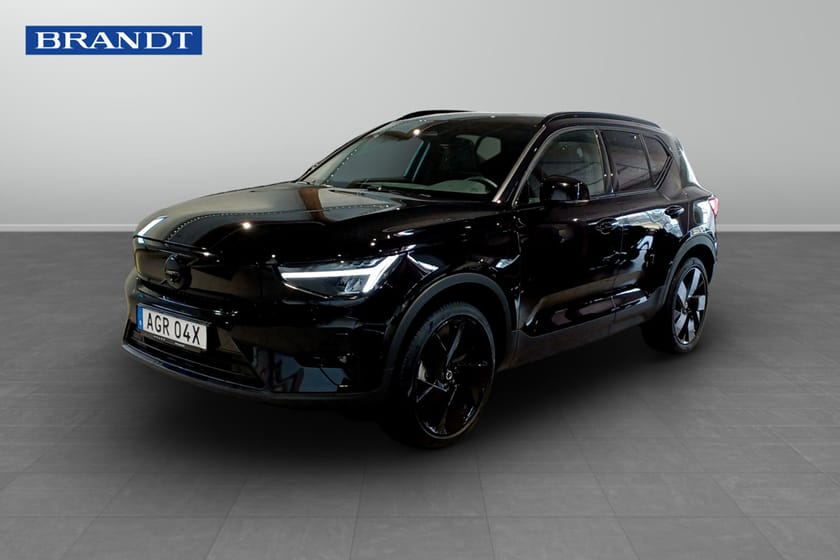 Bild 1 av Volvo EX40 Single Motor Extended Range M R Ultra Black Edt