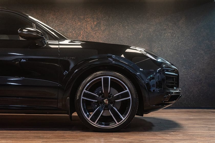 Bild 5 av Porsche Cayenne E-Hybrid Platinum Edt. | MOMS | SE SPEC | 6494 kr/mån