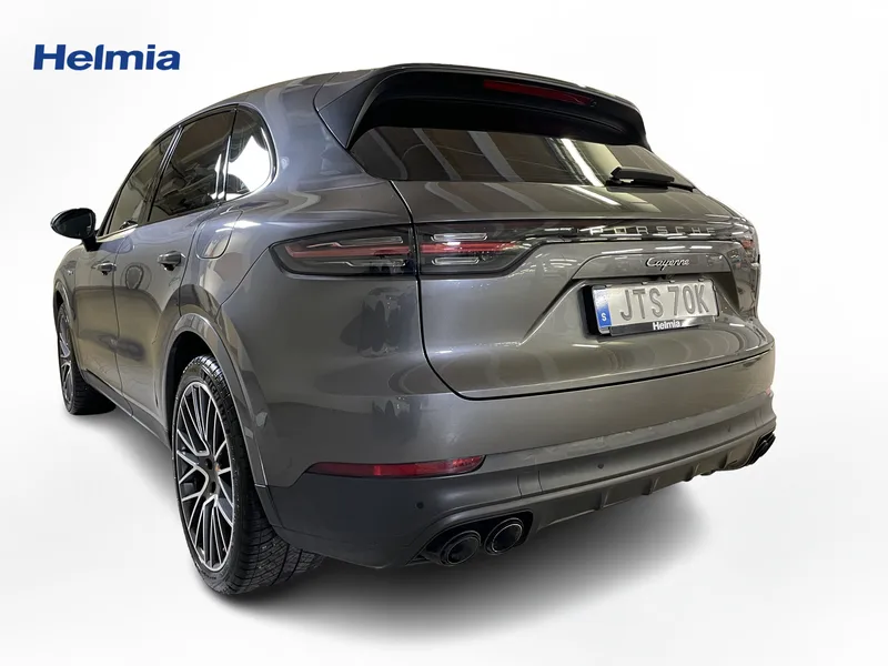Bild 3 av 13 – Porsche Cayenne E-Hybrid TipTronic S - Luftfjädring,  Nyservad, Vinterhjul Originalfälgar
