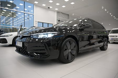 Volkswagen Passat Variant eHybrid 272hk R-Line *HÖSTKAMPANJ*