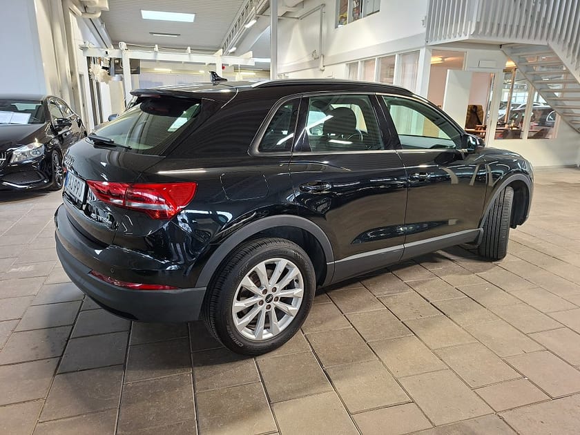 Bild 3 av Audi Q3 45 TFSI e 245 Plugin Hybrid  S Tronic Proline Drag