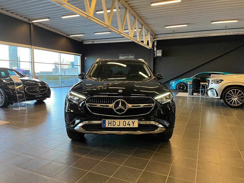 Bild 2 av Mercedes-Benz GLC 300 e 4MATIC 129km räckvidd på el