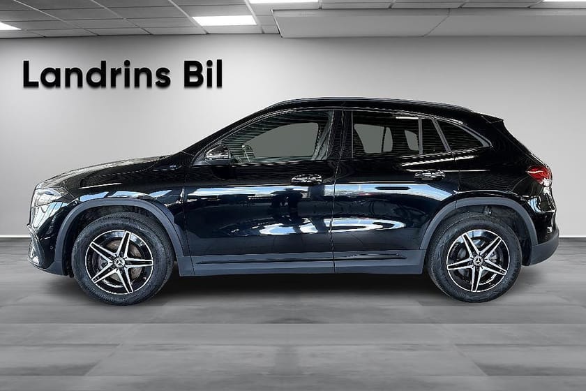 Bild 4 av Mercedes-Benz EQA 300 4MATIC AMG Line /SE Edition /Drag /Adp. fart /MOMS