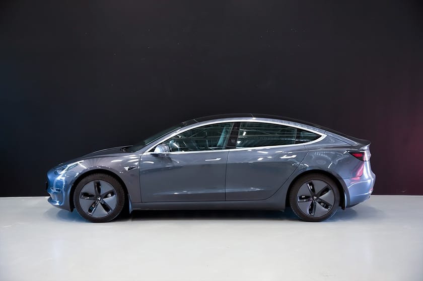 Bild 3 av Tesla Model 3 Standard Range Plus 