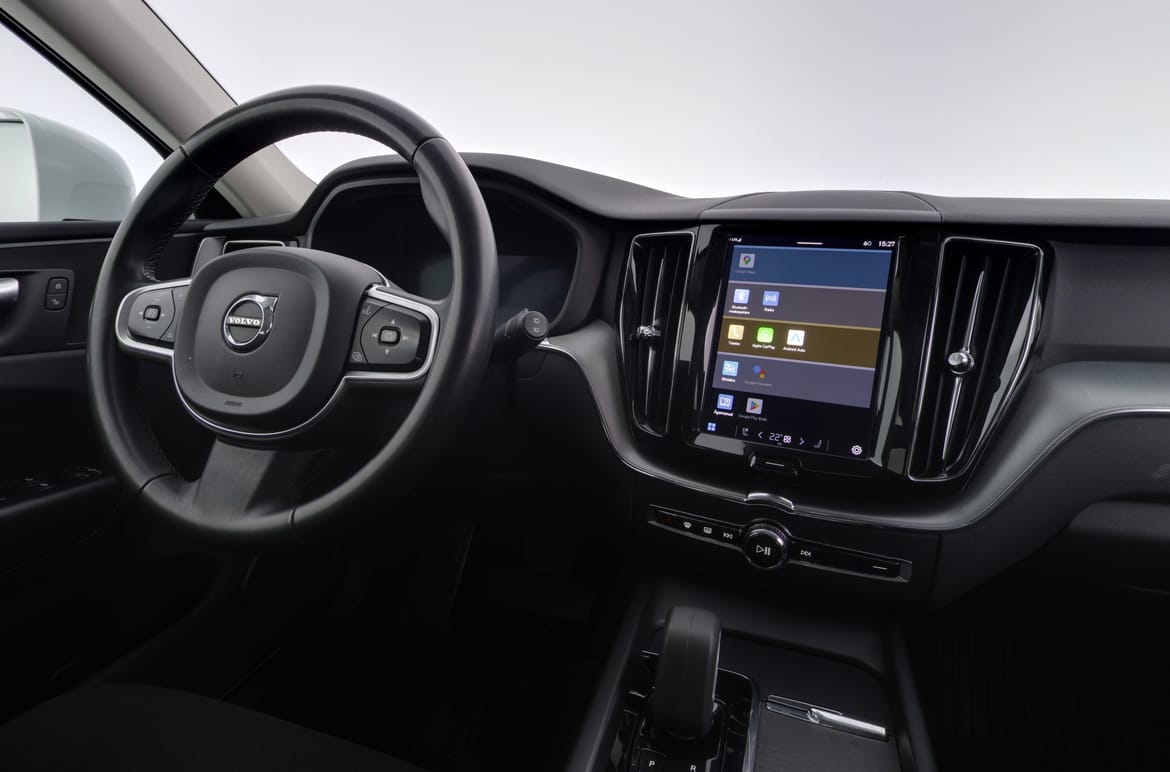 Volvo XC60 2022 - miniatyr 8