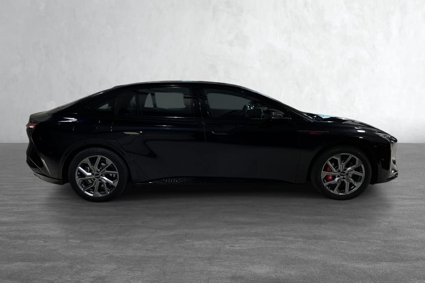 Bilde 4 av Hongqi EH7 Premium / AWD / Matrix LED / 360 kamera / Hengerfeste