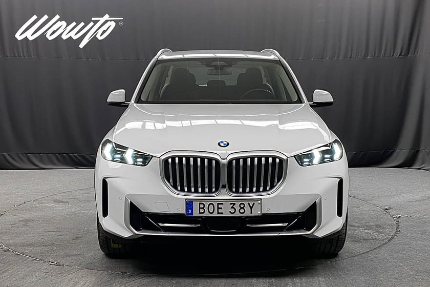 Bild 2 av BMW X5 xDrive30d 286HK /HiFi /Navi /B-Kamera /Moms