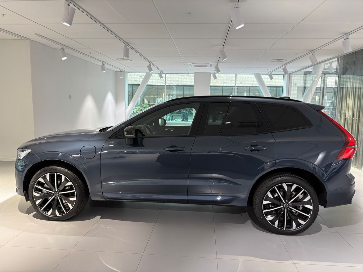 Bild 3 av 6 på bilen