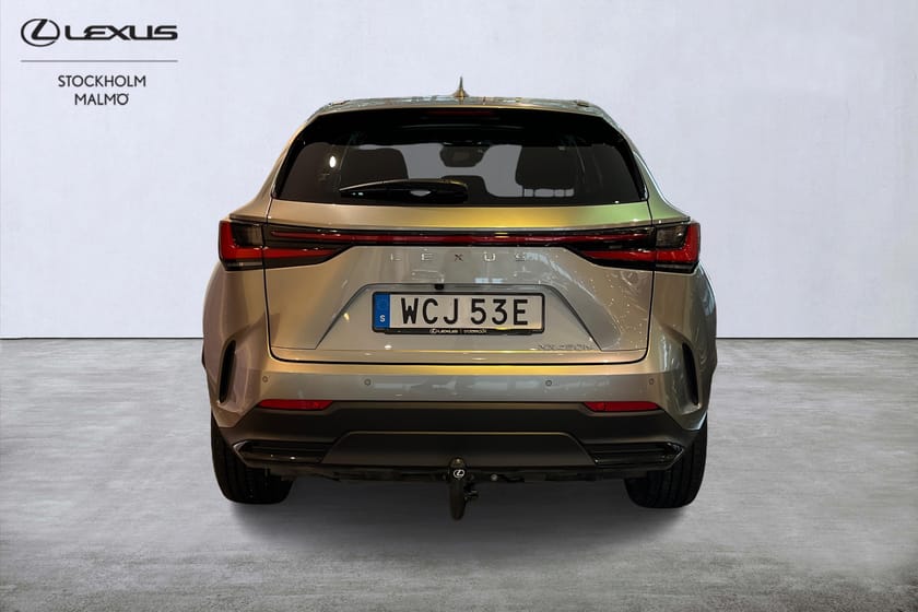 Bild 4 av Lexus NX 450h+ Business Plus AWD 309hk P-värm Drag Keyless Navi