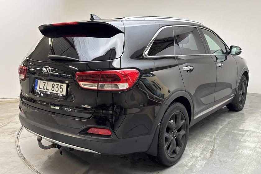 Bild 3 av Kia Sorento 2.2 CRDi (200hk) Läder GPA Panorama