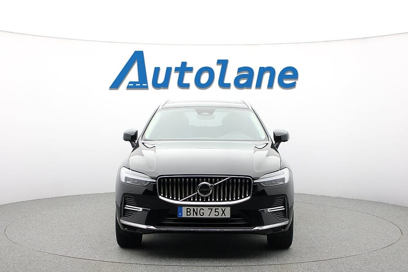 Bild 4 av Volvo XC60 Recharge T6 AWD Core Edition Pano,Drag,360°,Värmare,GPS