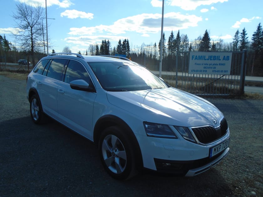 Bild 1 av Škoda Octavia Scout 2.0 TDI 184hk Dsg 4x4 Premium 1år Garanti,Värmare,Drag