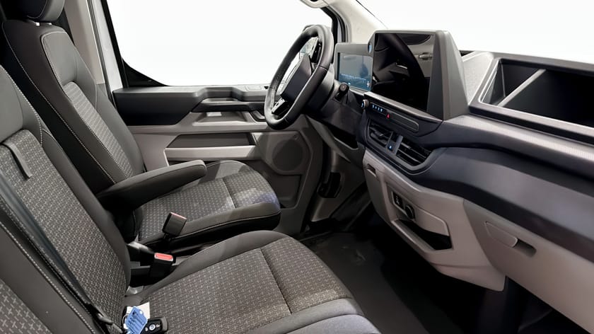 Bild 3 av Ford Transit Custom 320 Plug-in Hybrid Plug-in|L2|233hk|Låg skatt|