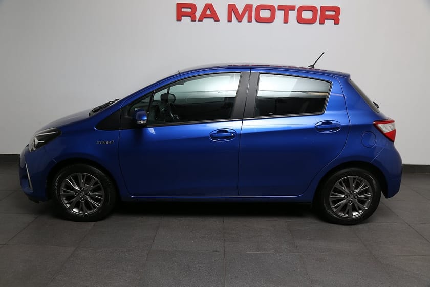 Bild 3 av Toyota Yaris Hybrid 1,5 101hk e-CVT Active Aut Kamera