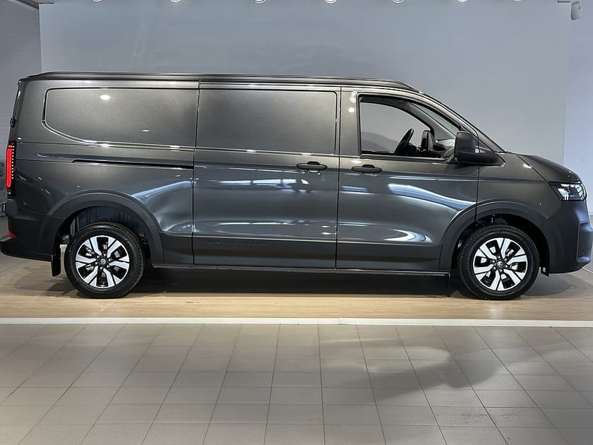 Bild 3 av Volkswagen Transporter T7 2.0 TDI 4MOTION L2 Dragkrok Parkeringsvärmare