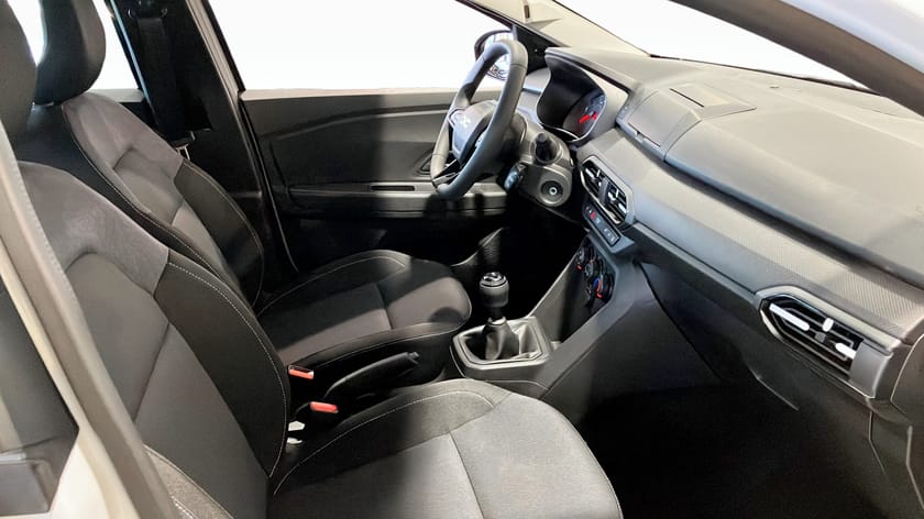 Bild 3 av Dacia Sandero ESSENTIAL TCE BENSIN 110HK 6-VXL MANUELL