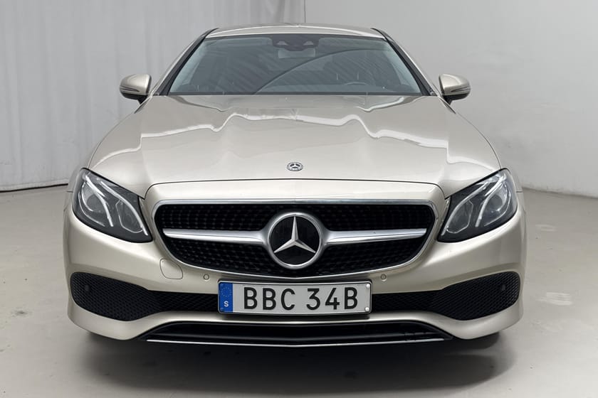 Bild 5 av Mercedes-Benz E 220 d Coupé 4MATIC 194hk Avantgarde Läderinr.