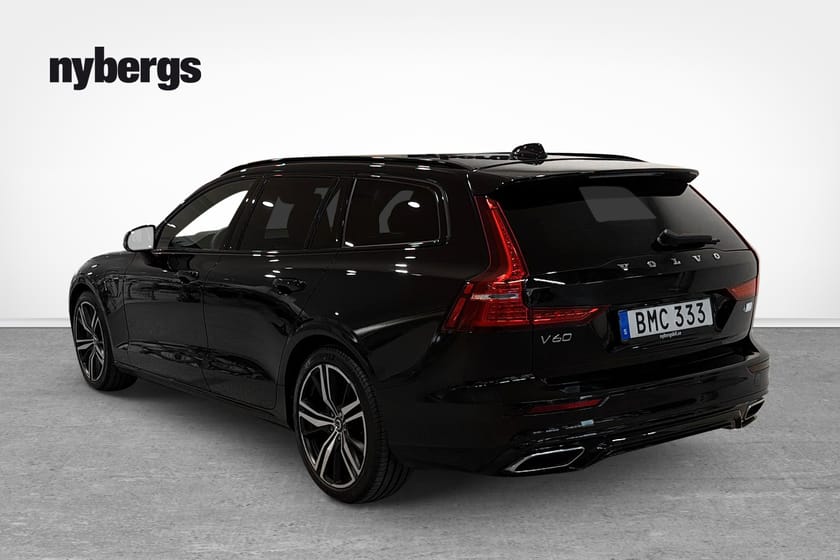 Bild 3 av Volvo V60 Recharge T8 R-Design,  HarmanKardon PremiumSound,  Panoramaglastak