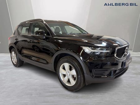 Volvo XC40 T2 FWD Momentum Core