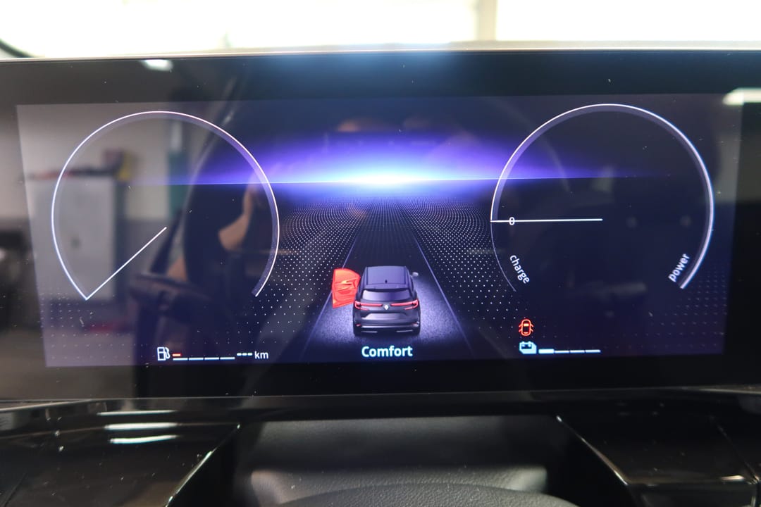 Renault Espace E-TECH