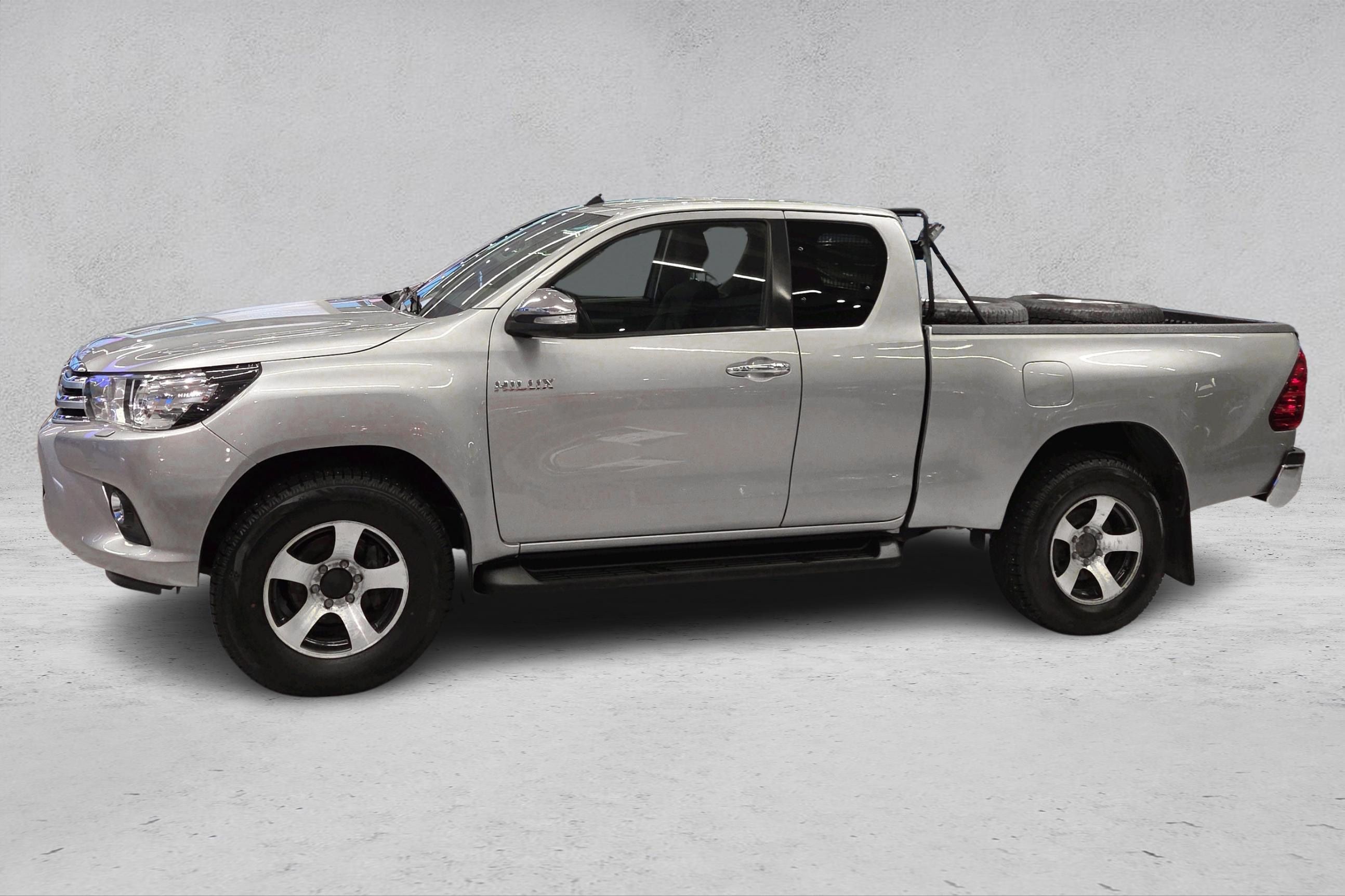 Thumnail bilde 1 av Toyota Hilux Extra Cab