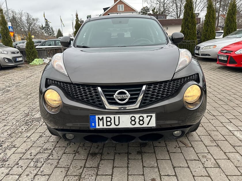 Bild 3 av Nissan Juke 1.6 XTRONIC-CVT Euro 5/ (( SÅLD ))