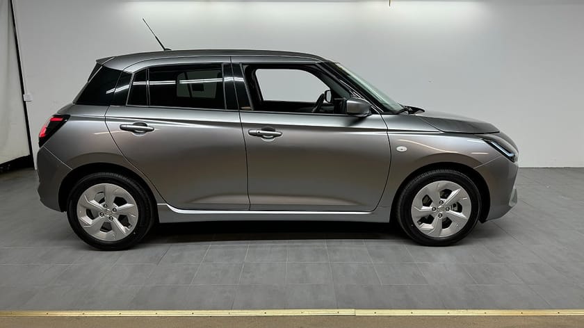 Bild 2 av Suzuki Swift Hybrid Select !! NYA !!
