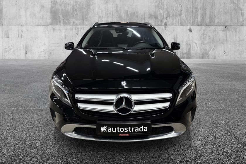 Bilde 2 av Mercedes-Benz GLA 200 CDI 4MATIC Panorama/Automat/4x4/