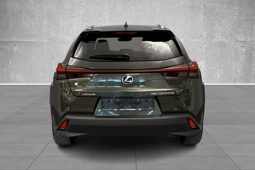 Bilde 4 av Lexus UX 250h E-Four Comfort Tech 4x4/kompl.historikk/automat/