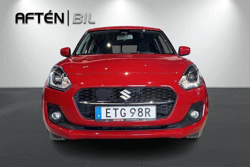 Bild 3 av Suzuki Swift Hybrid CVT | Backkamera, Nyservad, VINTERHJUL INGÅR