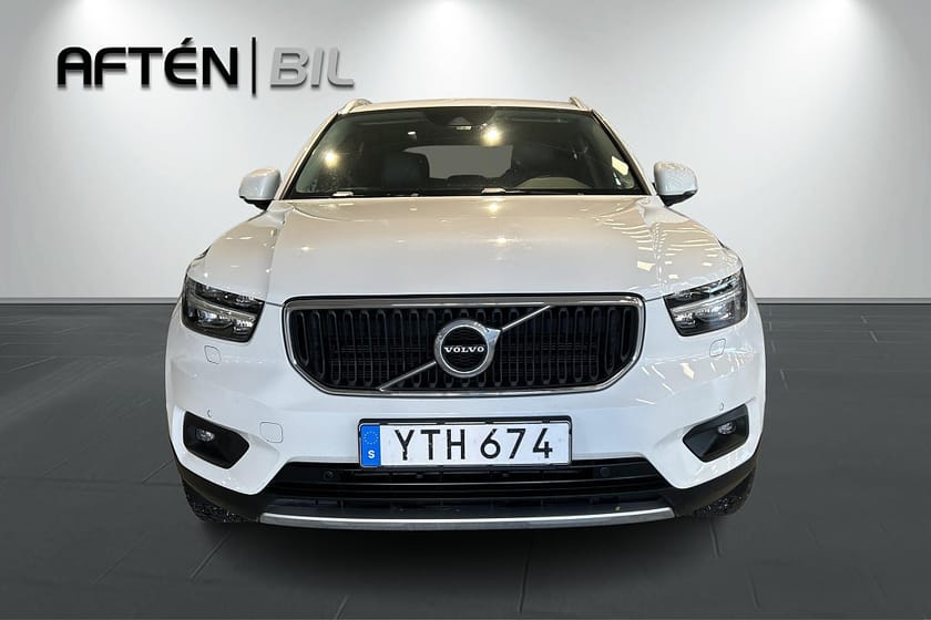 Bild 3 av Volvo XC40 D3 AWD Momentum S+V hjul /Drag/P-sensorer fram o bak