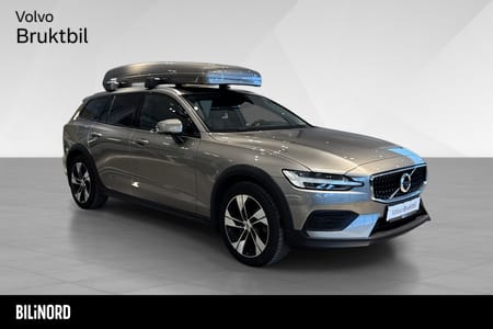 Volvo V60 Cross Country 360kam/Krok/HeadUp/SvingbareLED++