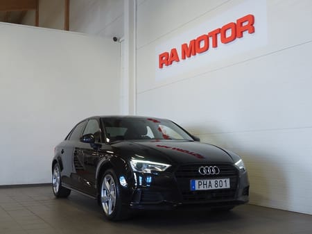 Audi A3 Sedan 1.0 TFSI Comfort Motorvärmare Optikpaket PDC