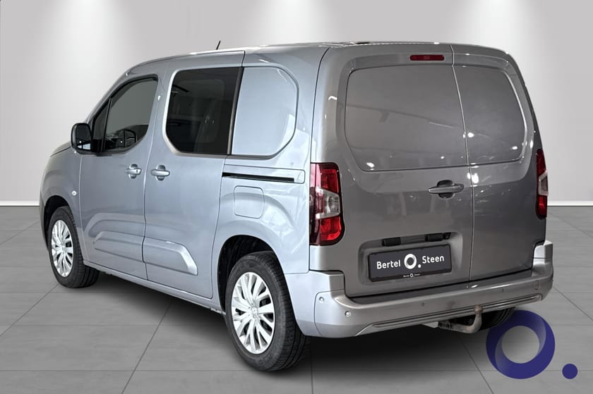 Bilde 3 av Peugeot Partner L1 Mester Pluss Partner, 130 hk/aut.gear, 3-seter/h.feste