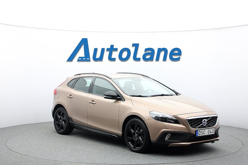 Bild 1 av Volvo V40 Cross Country D3 Summum, Dragkrok, Kamera, Värmare 150hk