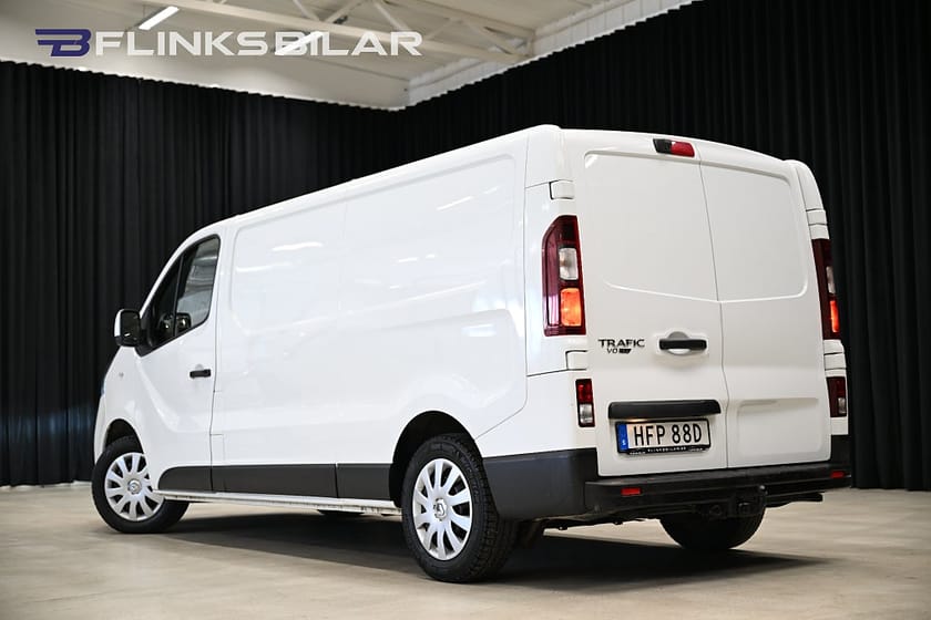 Bild 4 av Renault Trafic Skåpbil dCi 120HK L2|LED|Drag|Värmare|GPS|Backkamera|Leasbar
