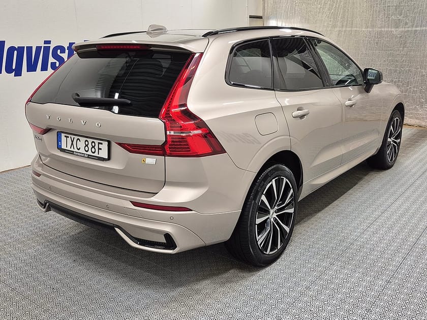 Bild 2 av Volvo XC60 T6 Recharge Plus Dark AWD 350HK 4x4 Panorama Läder