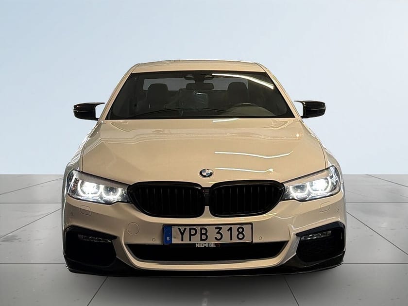 Bild 2 av BMW 520d xDrive Sedan Steptronic M Sport Kamera/H&K/Navi/Skinn