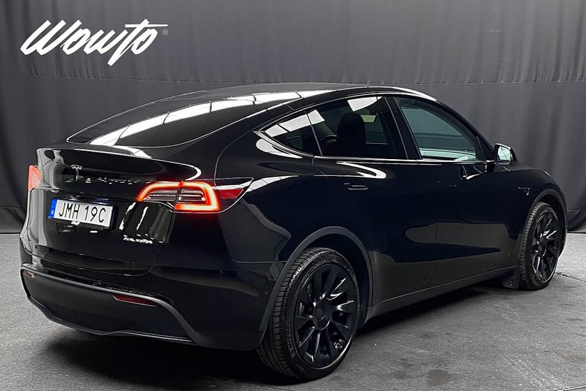 Bild 5 av Tesla Model Y Long Range AWD 514HK /20" Induction /Moms/4.95%