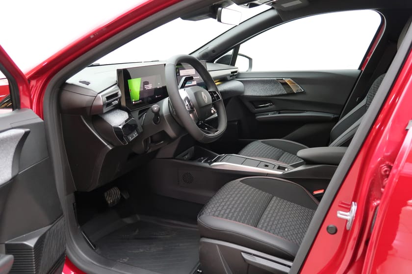 Bild 4 av Renault Clio TCe 115 Techno  Privatleasing från 3990kr/mån