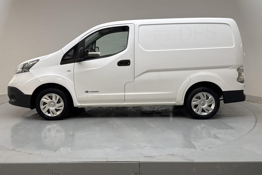 Bild 2 av Nissan e-NV200 Van 40kWh (109hk) Backkamera
