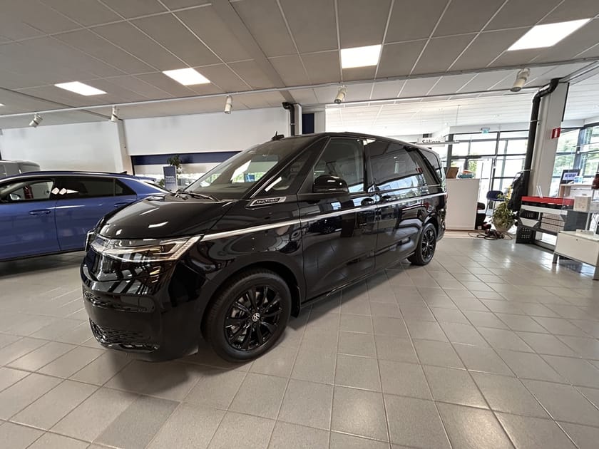 Bild 1 av Volkswagen Multivan eHybrid 4M STYLE HJULBAS: 3124 MM LÅNGT ÖVERHÄNG MOT