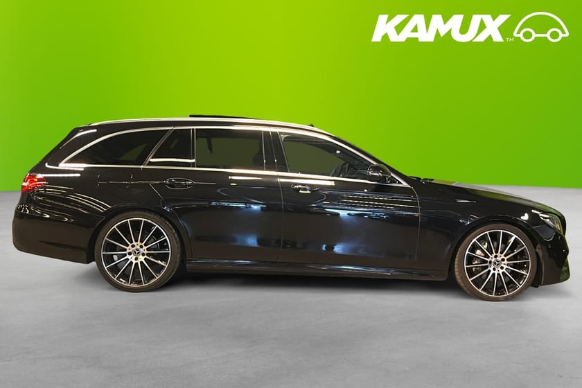 Bild 2 av Mercedes-Benz E 220 T d 4MATIC AMG line 194hk  Burm Pano HuD 360 Kamera Drag